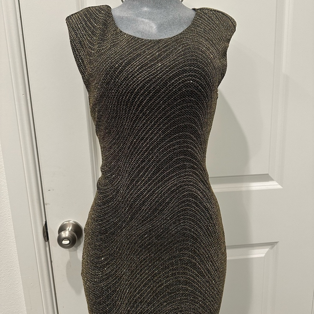 Gray Sleeveless Scoop Neck Sheath Mini Dress